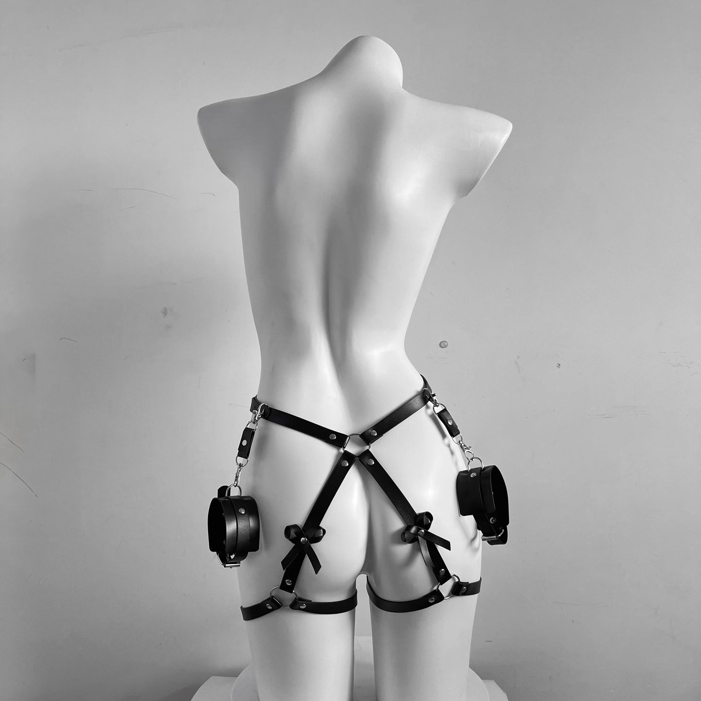 Bondage Harness Thigh